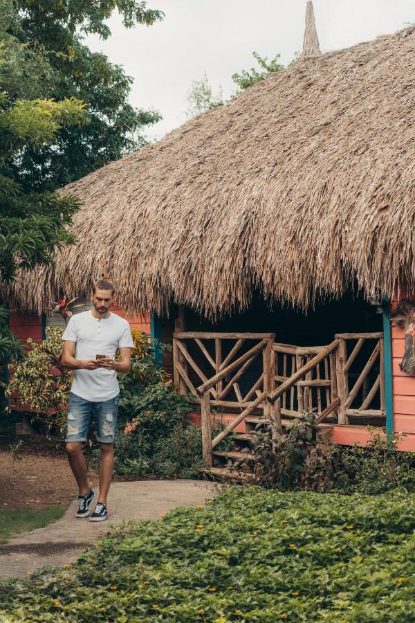 Mondi Lodge Sint Michiel ภายนอก รูปภาพ